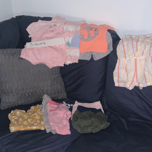 Baby clothes 0-2T GENTLY USED SOME NEW! - Picture 10 of 16